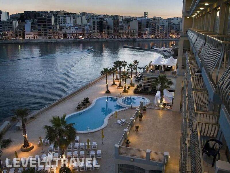 Фотография Cavalieri Art Hotel (Ex.Cavalieri) Фотография Cavalieri Art Hotel (Ex.Cavalieri)