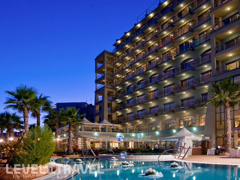 Фотография Cavalieri Art Hotel (Ex.Cavalieri) Фотография Cavalieri Art Hotel (Ex.Cavalieri)