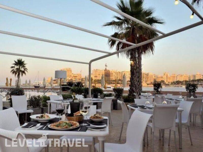 Фотография Cavalieri Art Hotel (Ex.Cavalieri) Фотография Cavalieri Art Hotel (Ex.Cavalieri)