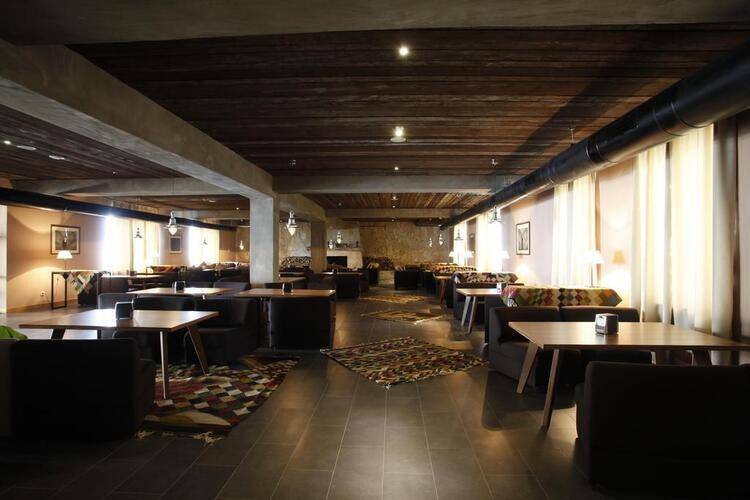 Alpina Hotel