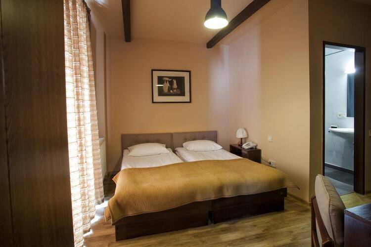 Alpina Hotel