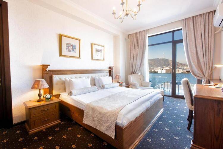 Laerton Hotel