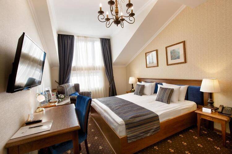 Laerton Hotel
