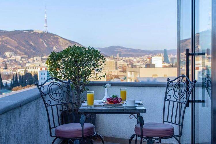 Laerton Hotel