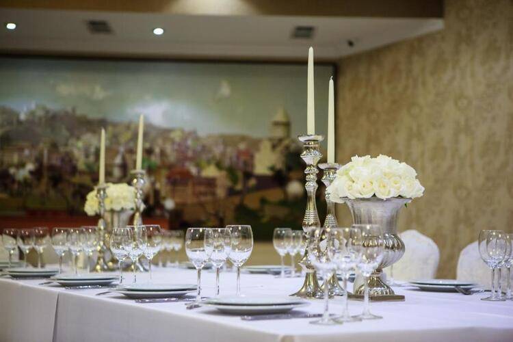 Laerton Hotel
