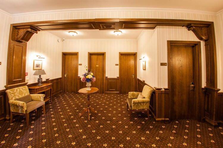 Laerton Hotel