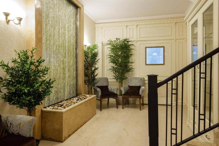 Laerton Hotel