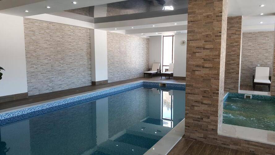 Crystal Hotel & Spa