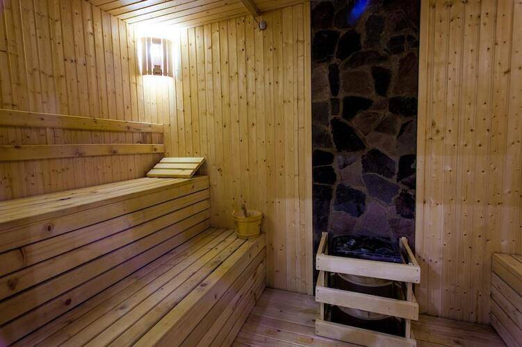 Crystal Hotel & Spa