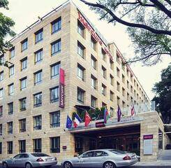 $item['hotel']['name']
