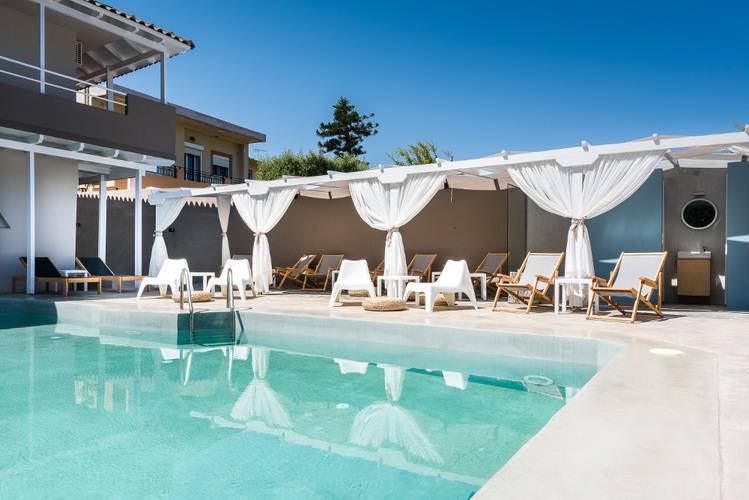 Anemos Suites