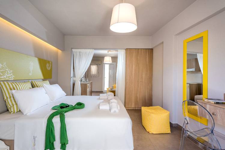 Anemos Suites