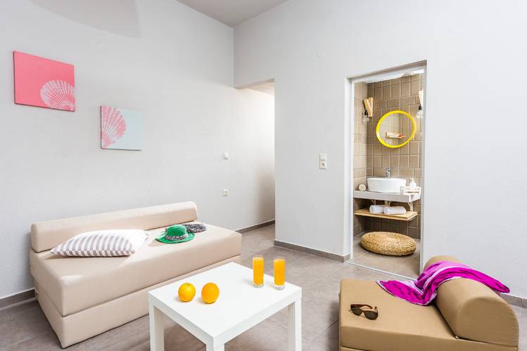 Anemos Suites