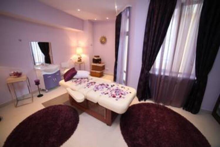 Multi Rest House