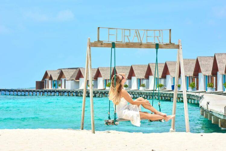 Furaveri Island Resort & Spa