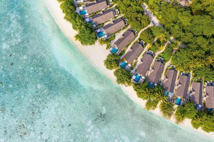 Furaveri Island Resort & Spa