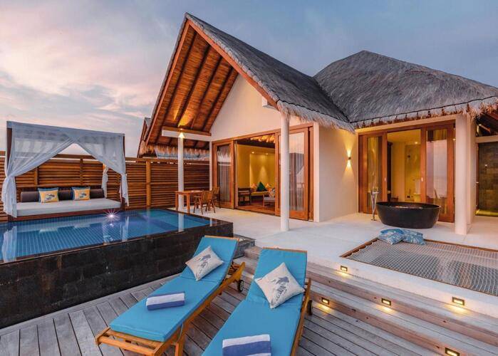 Furaveri Island Resort & Spa