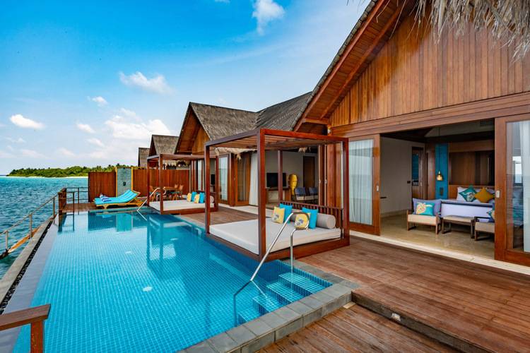 Furaveri Island Resort & Spa