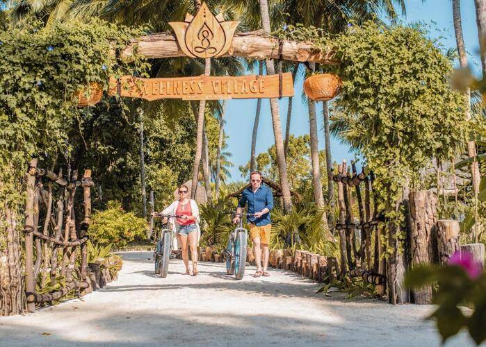 Furaveri Island Resort & Spa