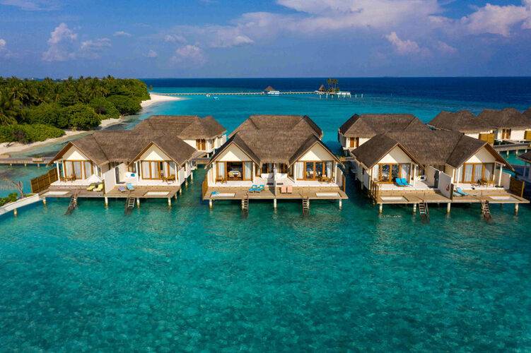 Furaveri Island Resort & Spa