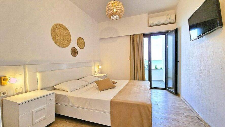 Sunset Beach Hotel