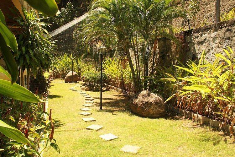 Memory Karon Resort (Ex. Manohra Cozy Resort)