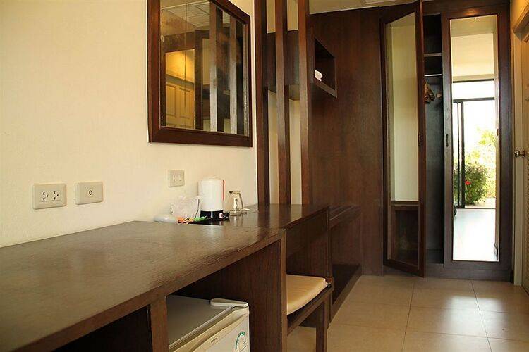 Memory Karon Resort (Ex. Manohra Cozy Resort)