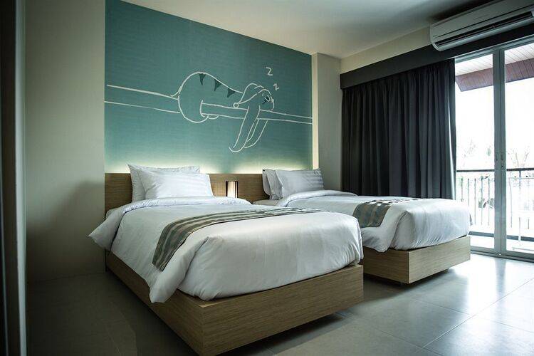 Tiras Patong Beach Hotel