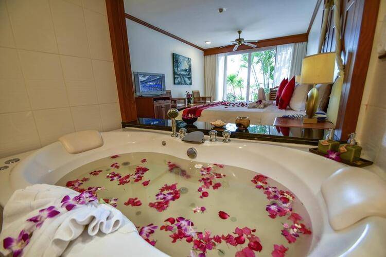 Layalina Hotel