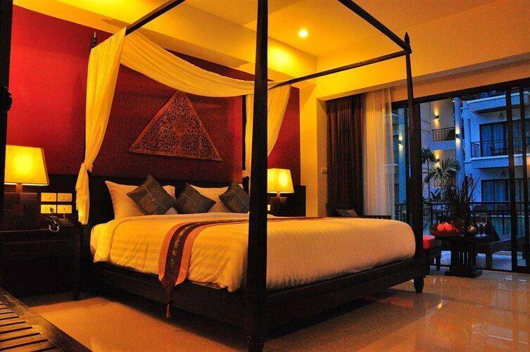 Navatara Phuket Resort