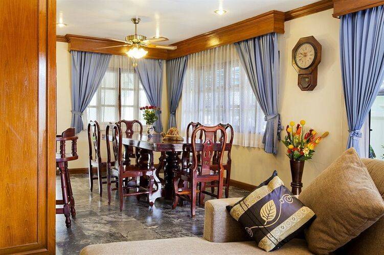 Royal Prince Residence