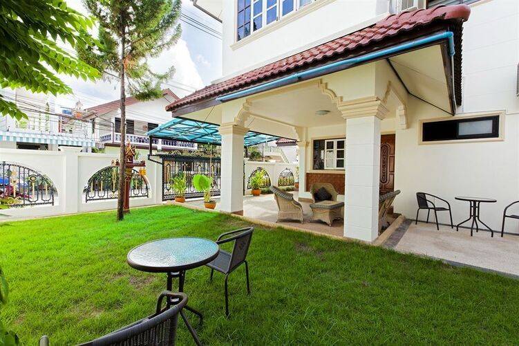 Royal Prince Residence