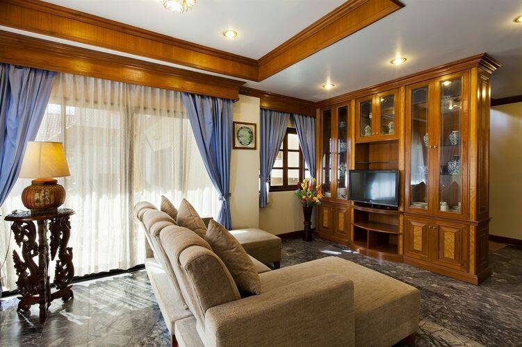 Royal Prince Residence
