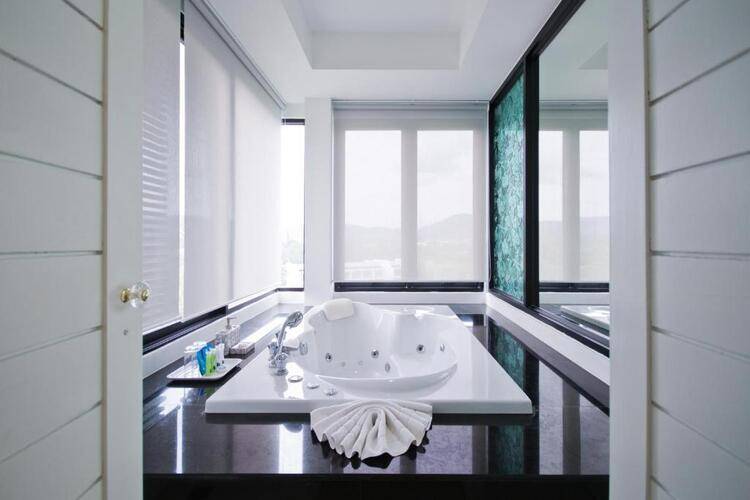 The Par Phuket