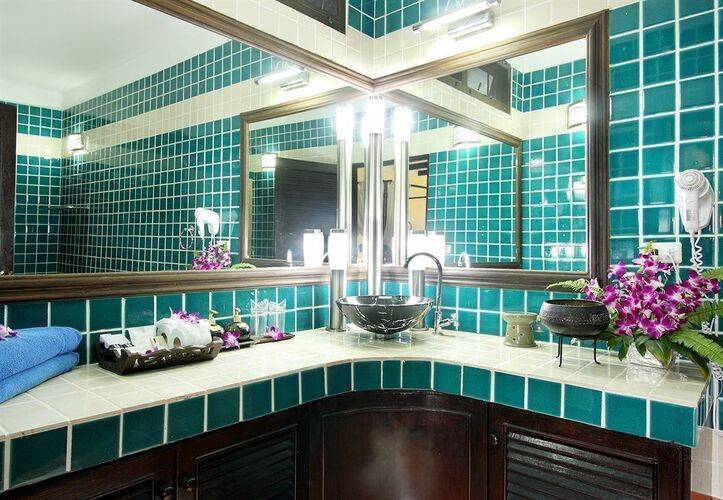 Boomerang Village Resort