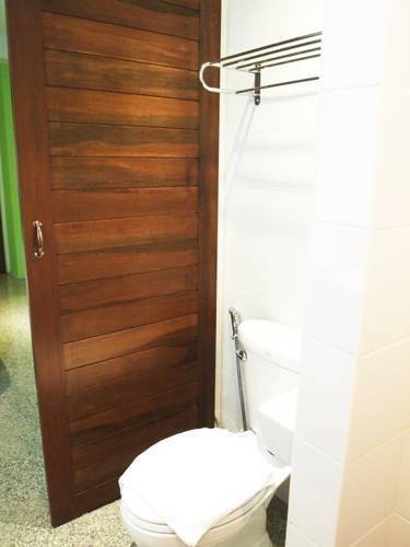 Phuket Ecozy Hotel