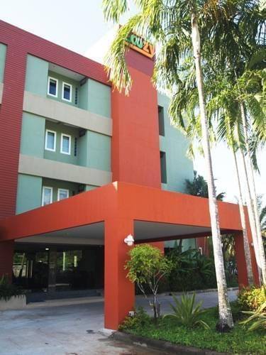 Phuket Ecozy Hotel
