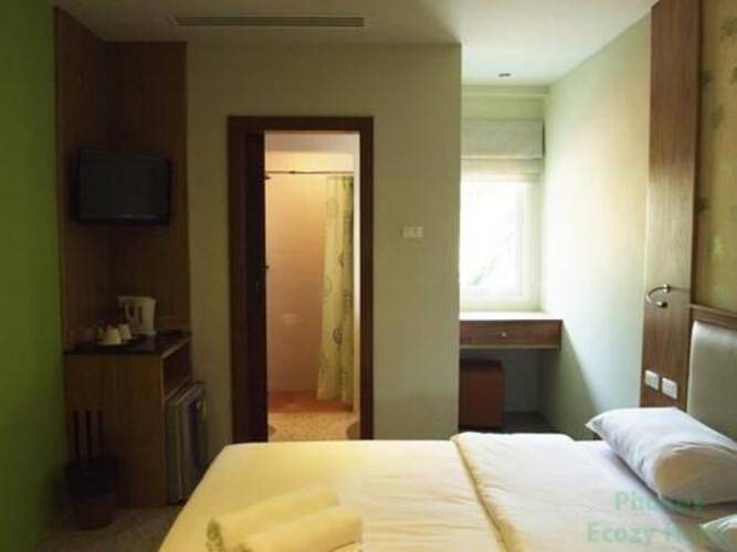 Phuket Ecozy Hotel