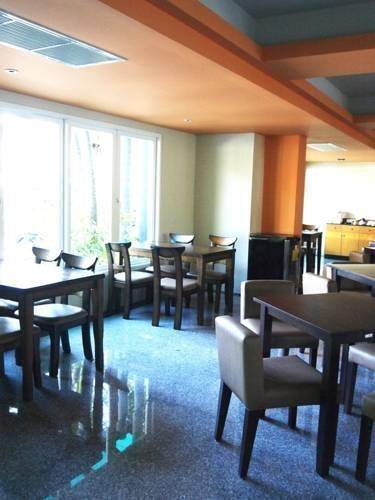 Phuket Ecozy Hotel