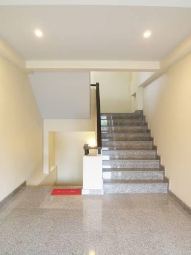 Phuket Ecozy Hotel