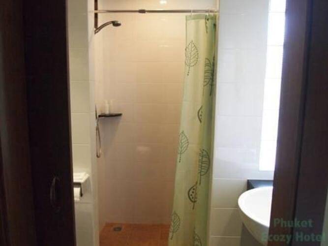 Phuket Ecozy Hotel