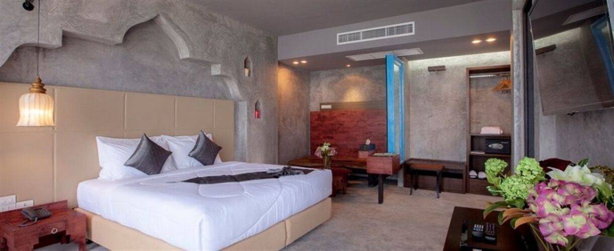 Patong Signature Boutique Hotel