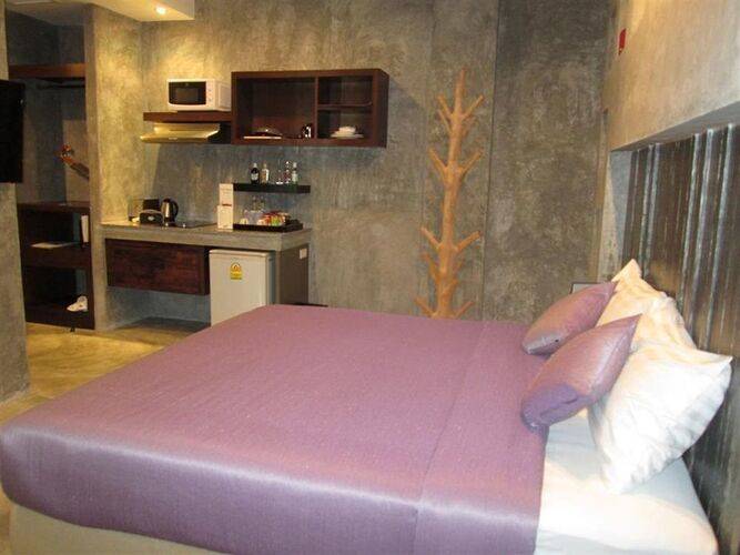 Patong Signature Boutique Hotel