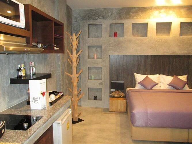 Patong Signature Boutique Hotel