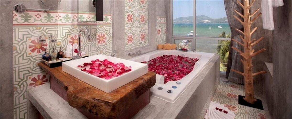 Patong Signature Boutique Hotel