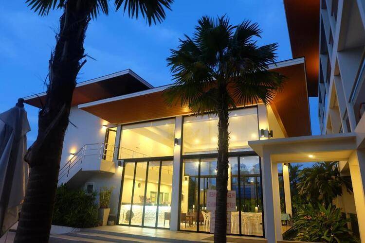 Clear House Resort