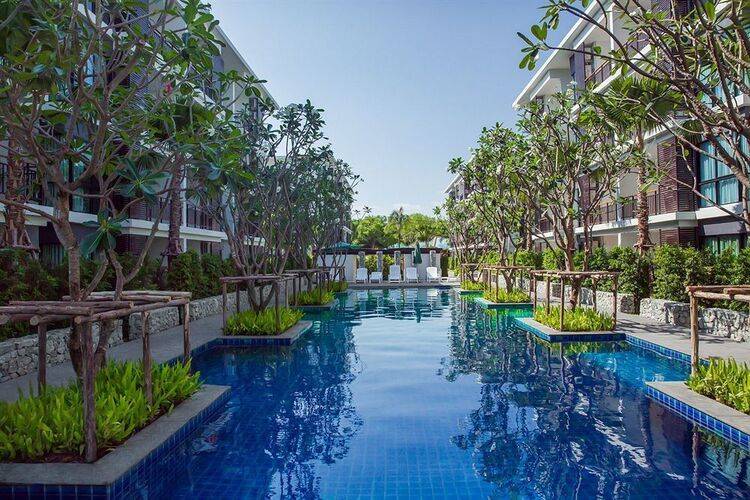 The Title Condo By Tropiclook