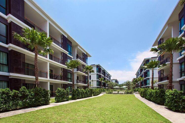 The Title Condo By Tropiclook