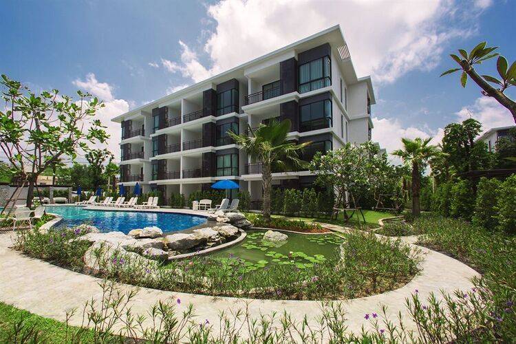 The Title Condo By Tropiclook