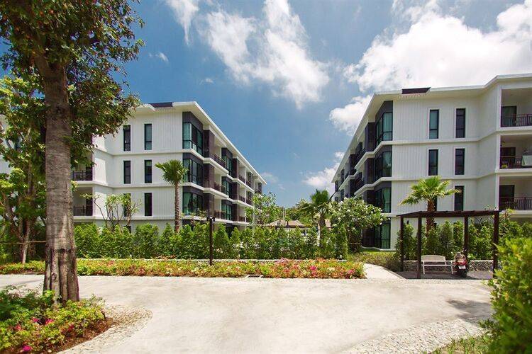 The Title Condo By Tropiclook